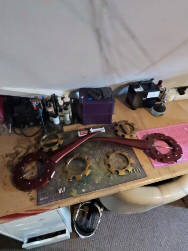 All parts of Rikku's Daggers from FFX-2 are ready for assembly.